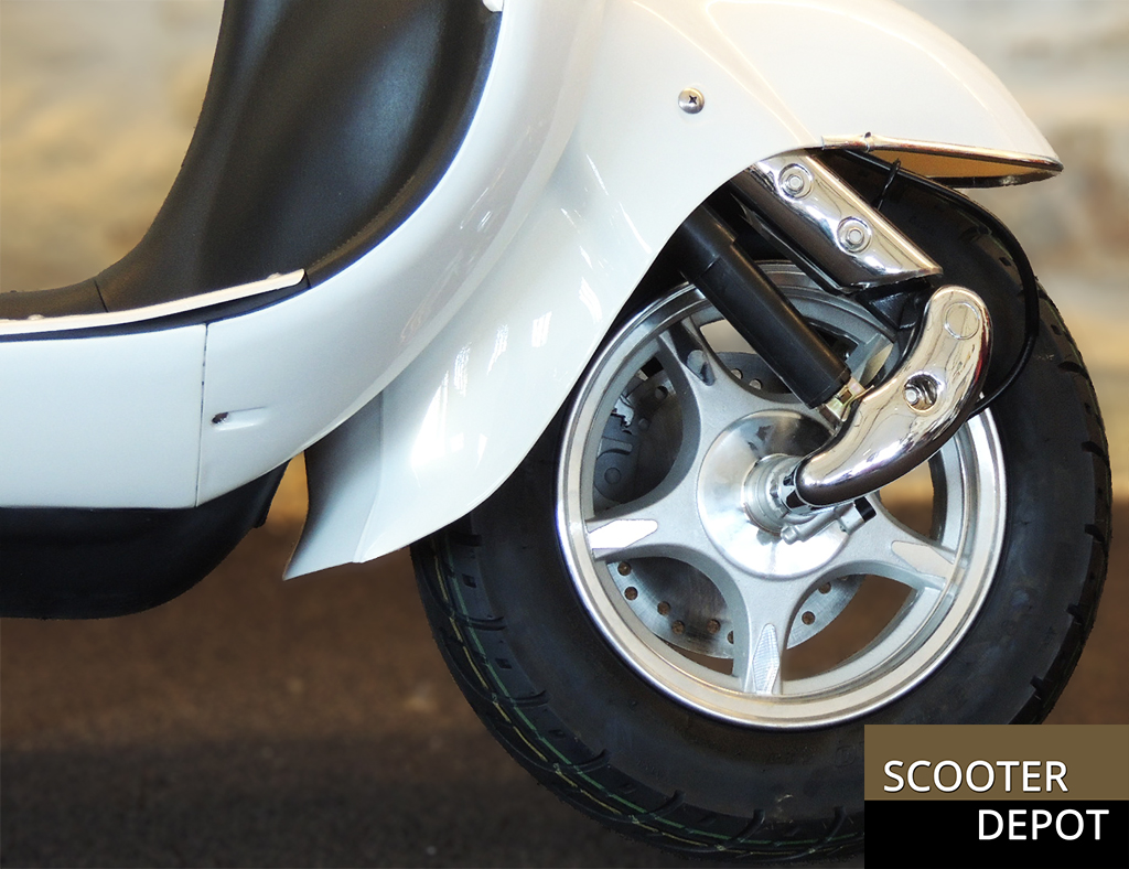 SCOOTER-125-ECCHO-CHOUPETTE-WHITE-SERIES-09