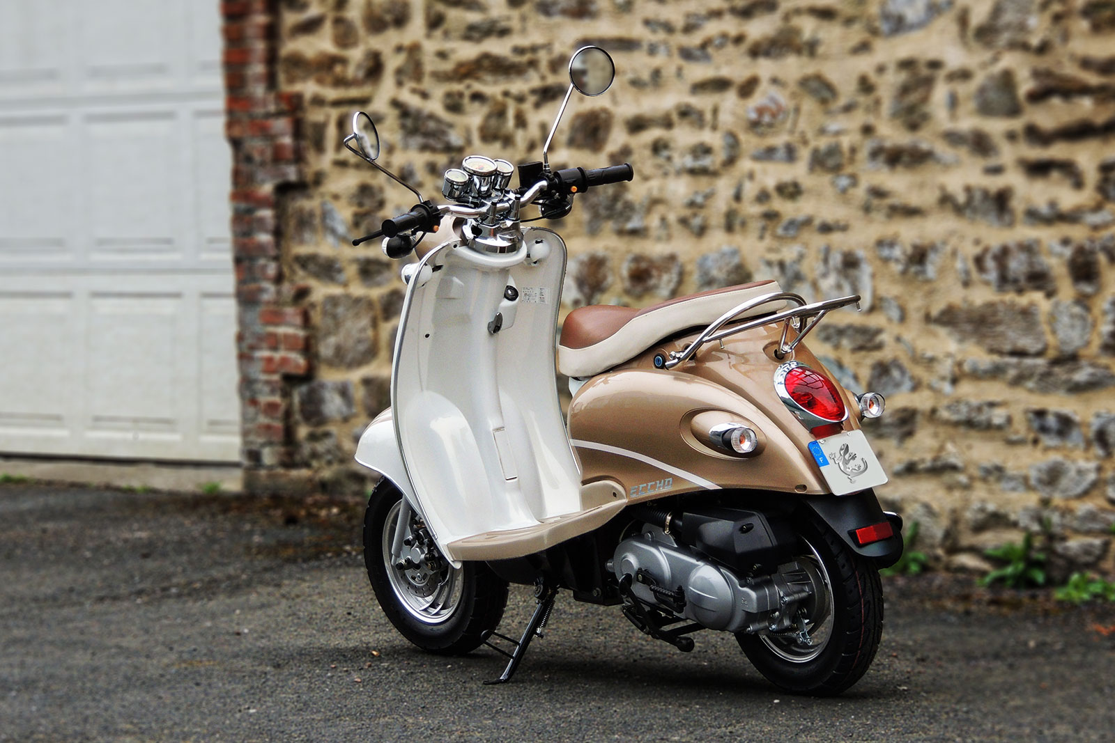 SCOOTER-50-ECCHO-RETRO-GOLD-04