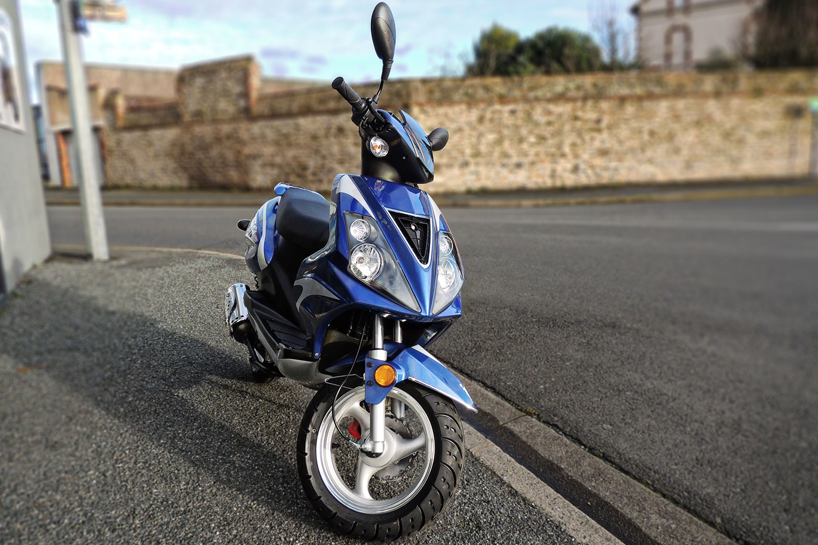 SCOOTER-50-ECCHO-NEW-ROCK-BLEU-03